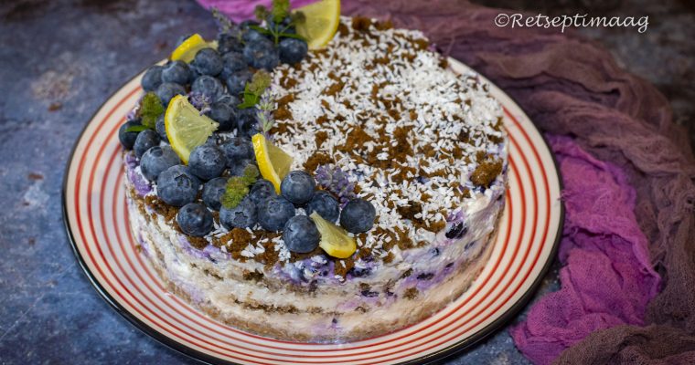 Mesine kohupiimatort mustikatega